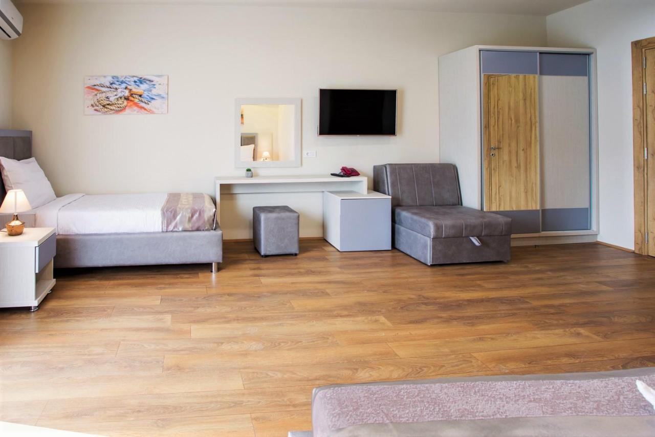 Hotel Olimpija Plus Herceg Novi Zewnętrze zdjęcie