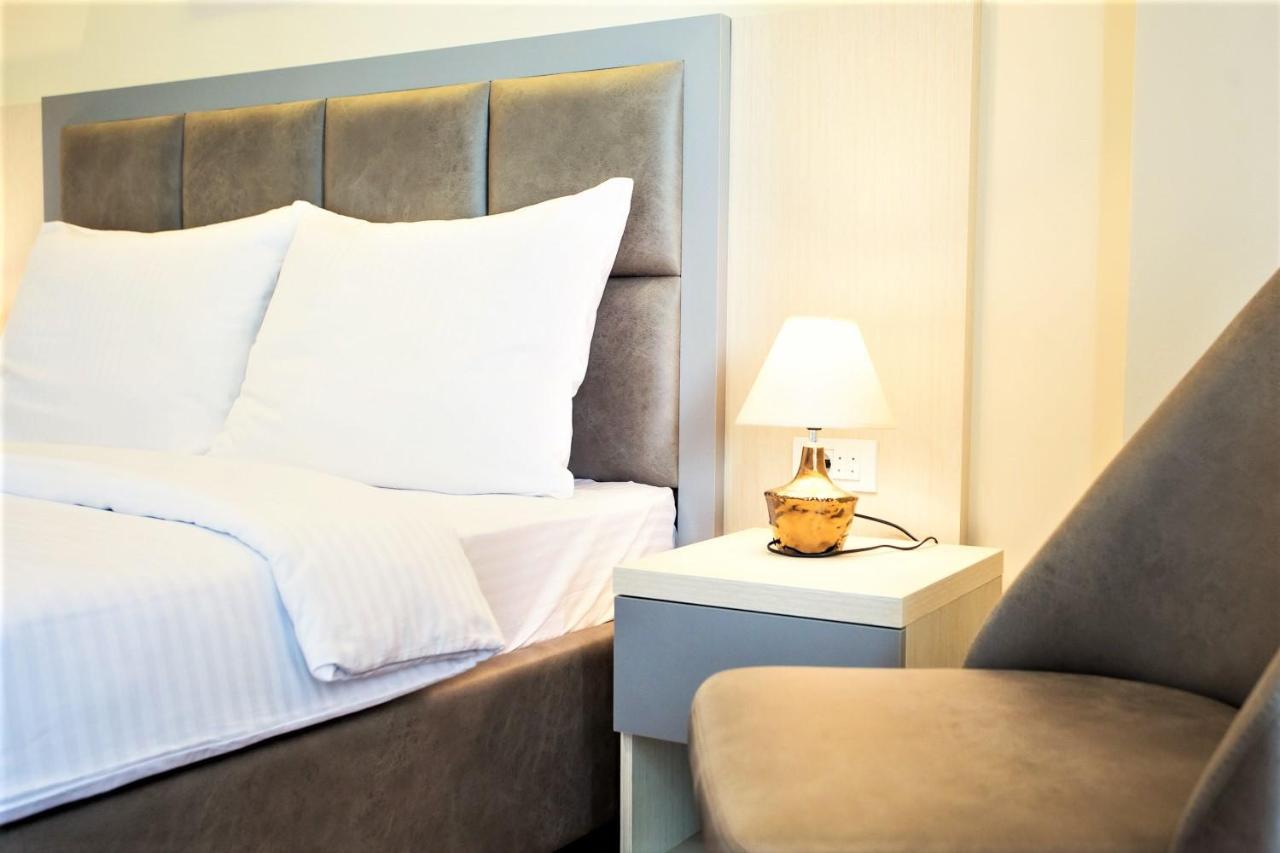 Hotel Olimpija Plus Herceg Novi Zewnętrze zdjęcie