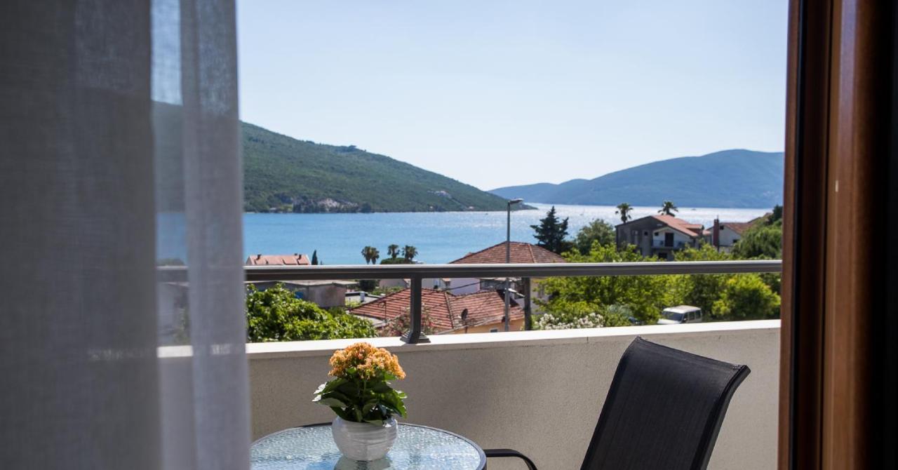 Hotel Olimpija Plus Herceg Novi Zewnętrze zdjęcie