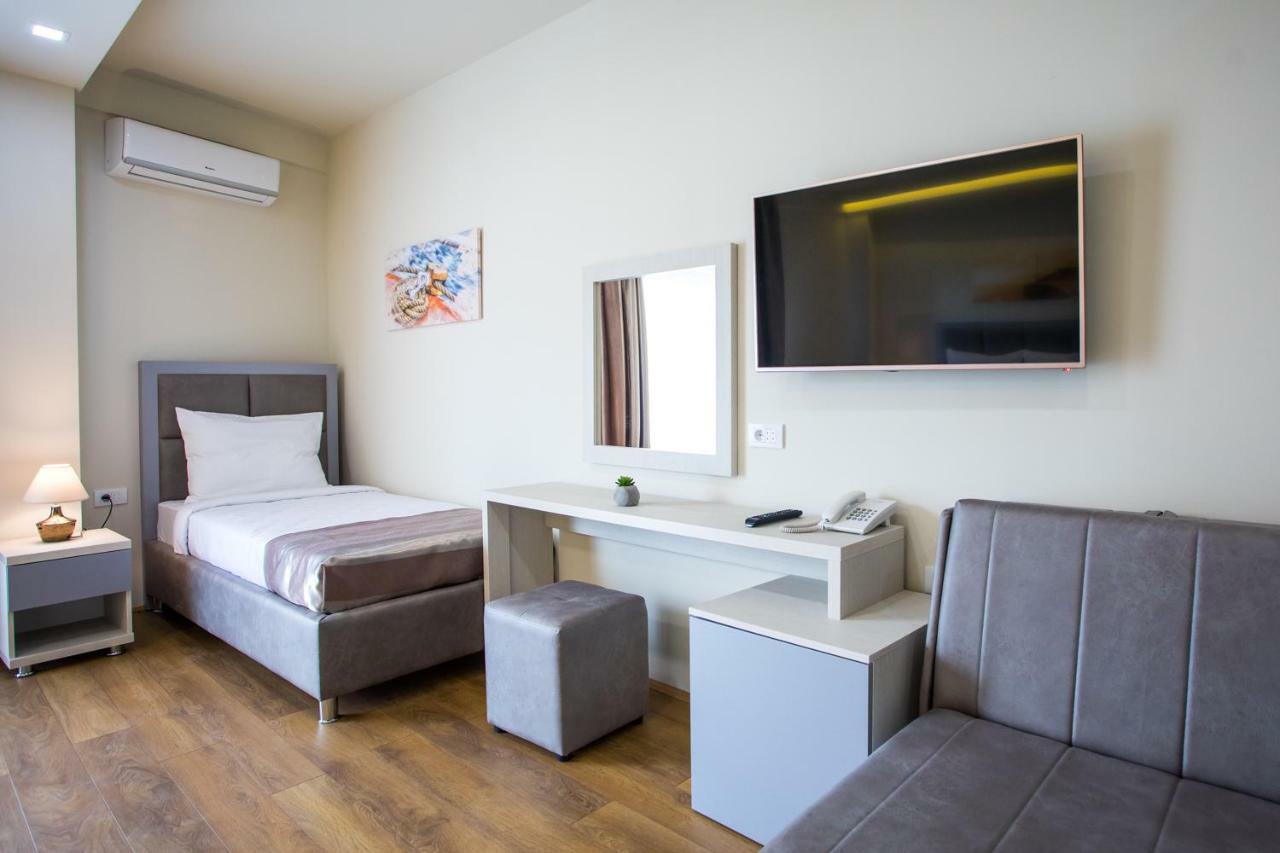 Hotel Olimpija Plus Herceg Novi Zewnętrze zdjęcie