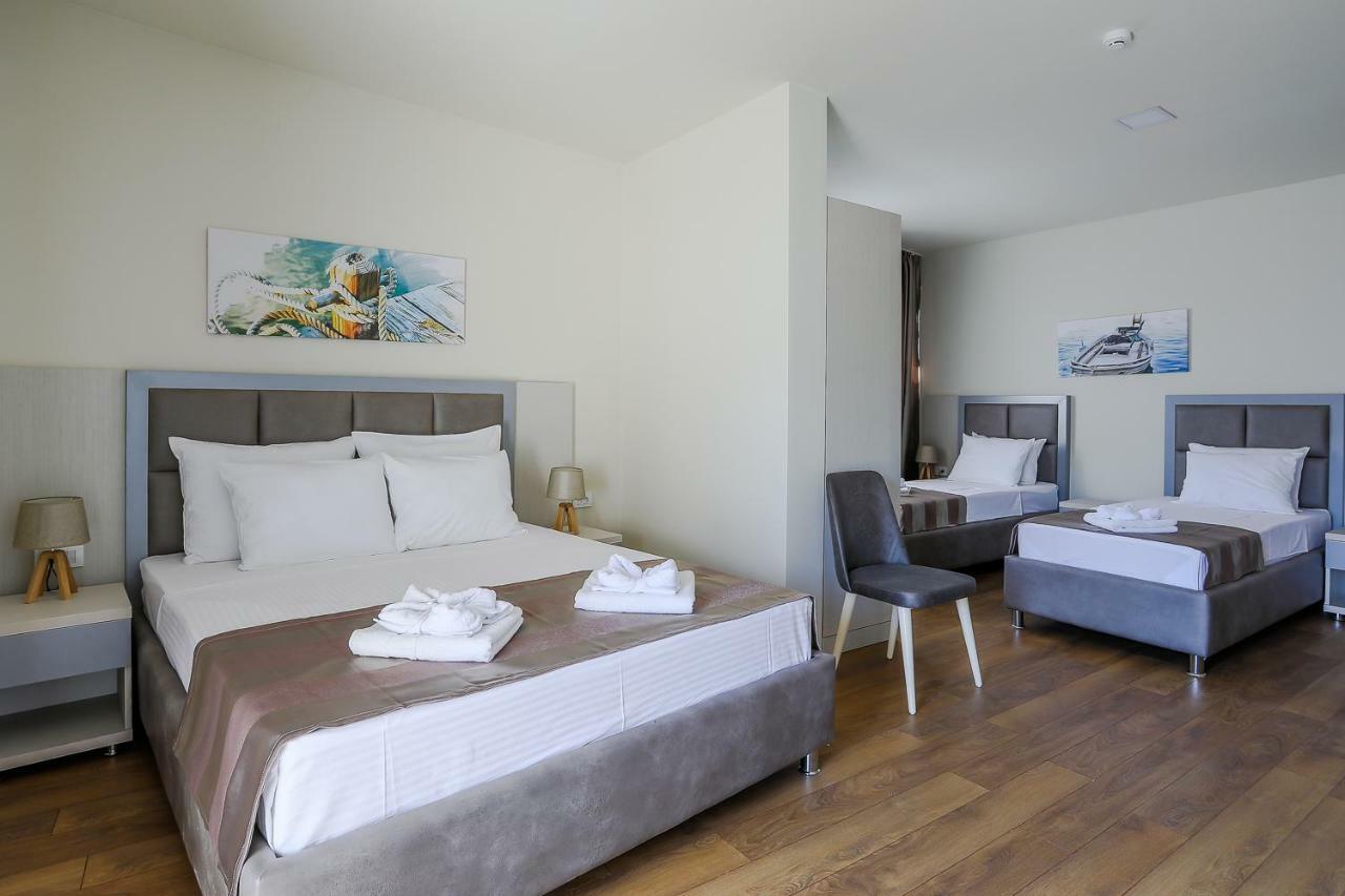 Hotel Olimpija Plus Herceg Novi Zewnętrze zdjęcie