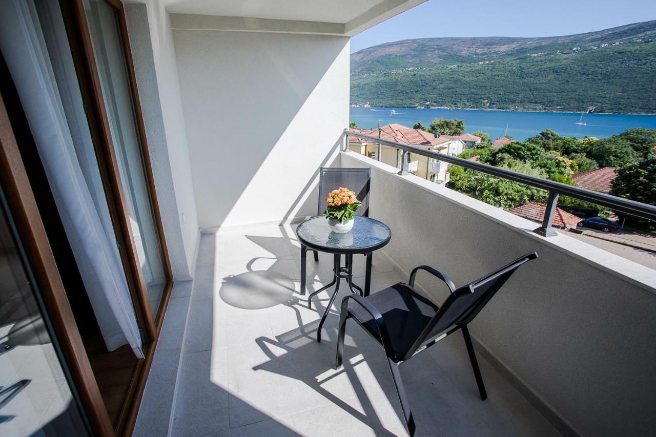 Hotel Olimpija Plus Herceg Novi Zewnętrze zdjęcie